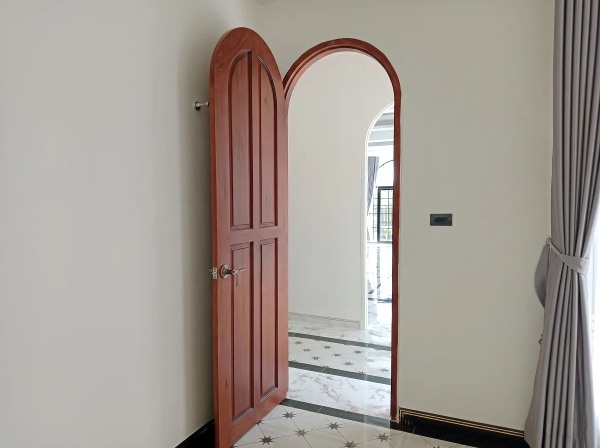 Transforming a Favorite Corner in a New Home: From a "Minimalist Arched Door" Brief to a Perfectly Crafted Reality - image 2